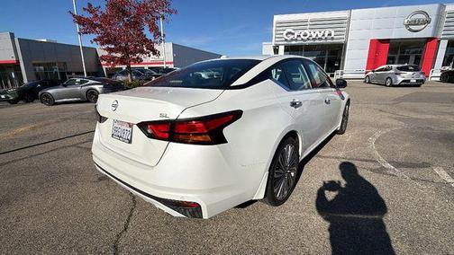 2025 Nissan Altima 2.5 SL