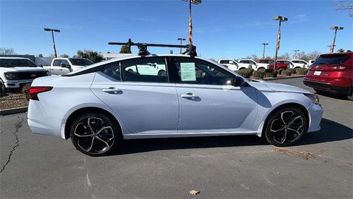 2024 Nissan Altima SR Intelligent AWD