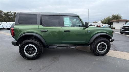 2022 Ford Bronco Black Diamond