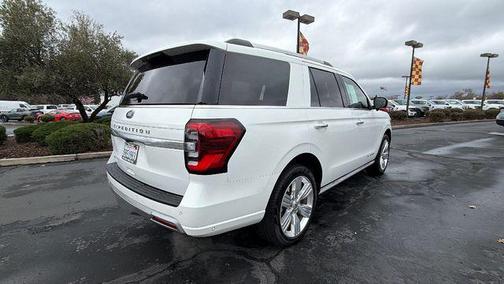 2024 Ford Expedition Platinum
