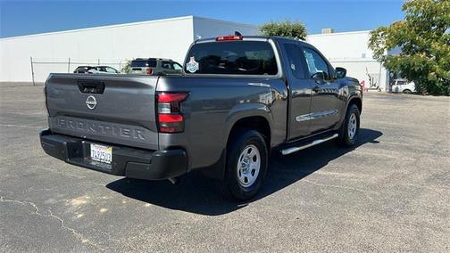 2023 Nissan Frontier S