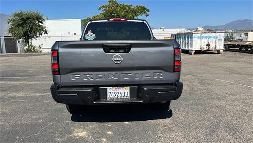 2023 Nissan Frontier S