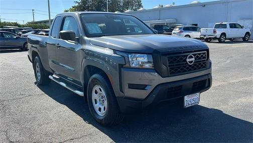 2023 Nissan Frontier S