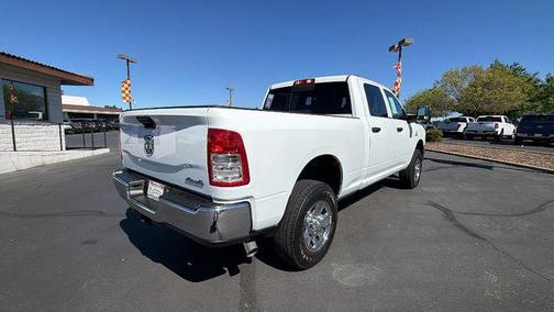 2024 RAM 2500 Tradesman Crew Cab 4x4 6'4' Box