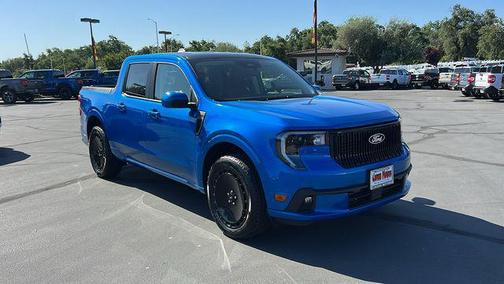 2025 Ford Maverick Lobo Standard