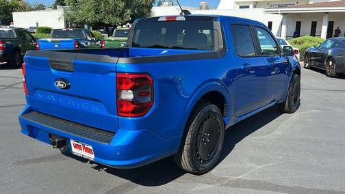 2025 Ford Maverick Lobo Standard