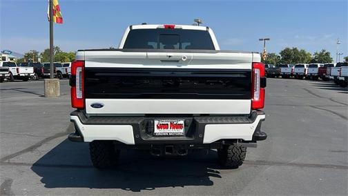 2026 Ford F-250 Platinum