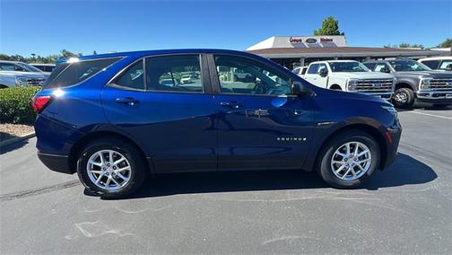 2023 Chevrolet Equinox LS