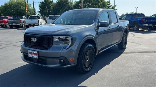 2025 Ford Maverick Lobo Standard