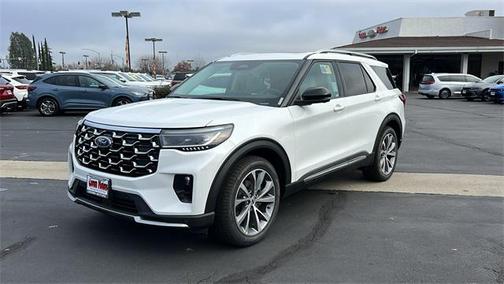 2025 Ford Explorer Platinum