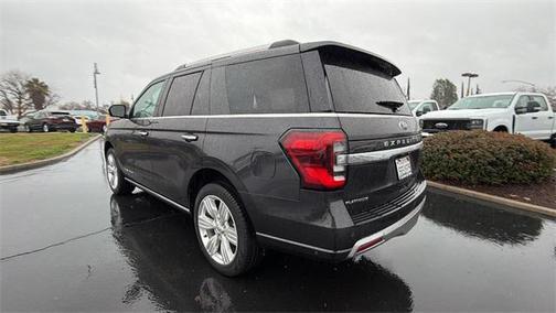 2024 Ford Expedition Platinum