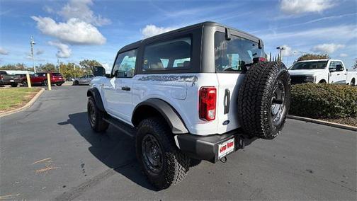 2025 Ford Bronco Base