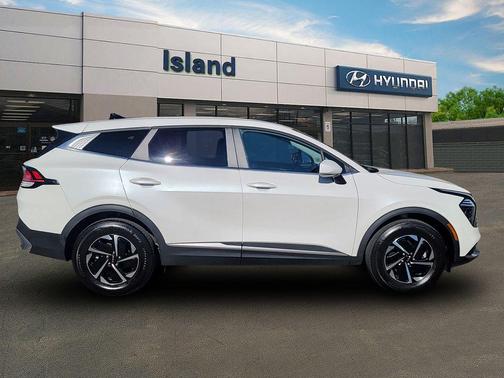 2023 Kia Sportage Hybrid LX