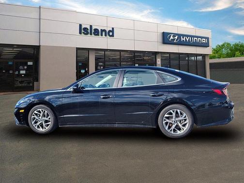 2022 Hyundai SONATA Limited
