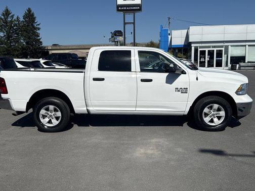 2023 RAM 1500 Classic SLT