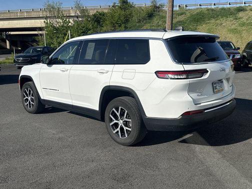 Bright White Clearcoat 2023 Jeep Grand Cherokee L Limited