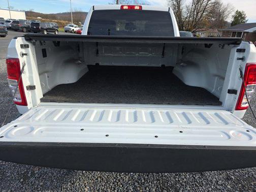 2024 RAM 2500 Tradesman Crew Cab 4x4 6'4' Box