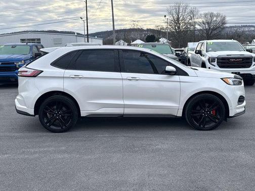 2019 Ford Edge ST