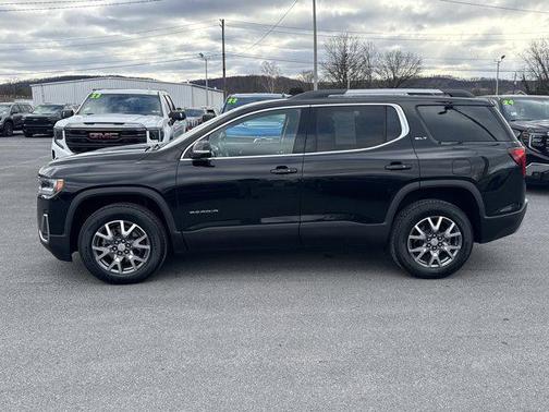 2023 GMC Acadia AWD SLT