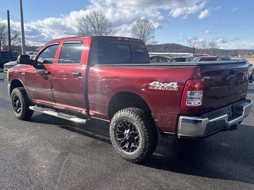 2020 RAM 2500 Tradesman Crew Cab 4X4 6'4' Box