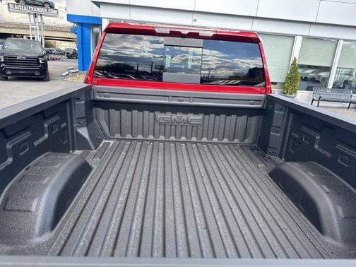 2026 GMC Sierra 2500 SLT