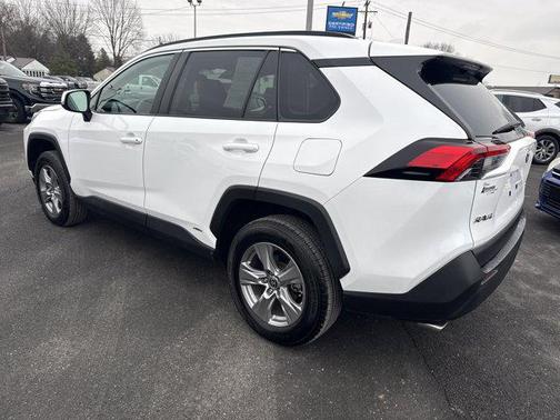 2024 Toyota RAV4 Hybrid XLE