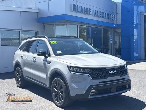 Wolf Gray 2022 Kia Sorento EX