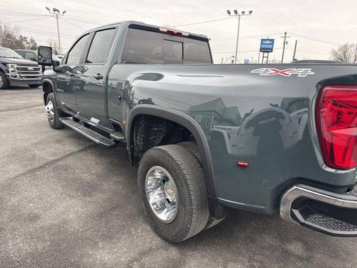 2025 Chevrolet Silverado 3500 LT
