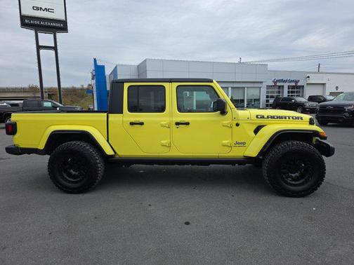 2023 Jeep Gladiator Overland