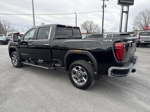 2026 GMC Sierra 2500 SLT