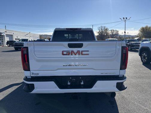 2024 GMC Sierra 2500 Denali