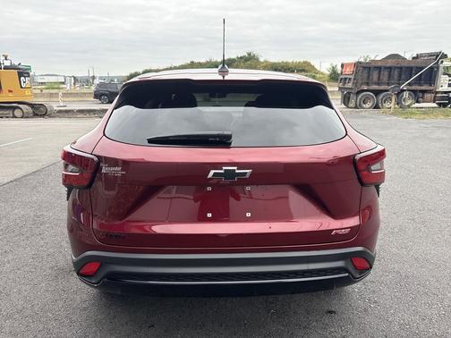 Crimson Metallic 2024 Chevrolet Trax FWD 1RS