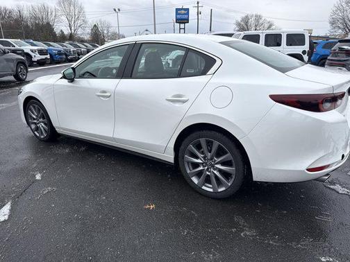 2025 Mazda Mazda3 FWD w/Preferred Package