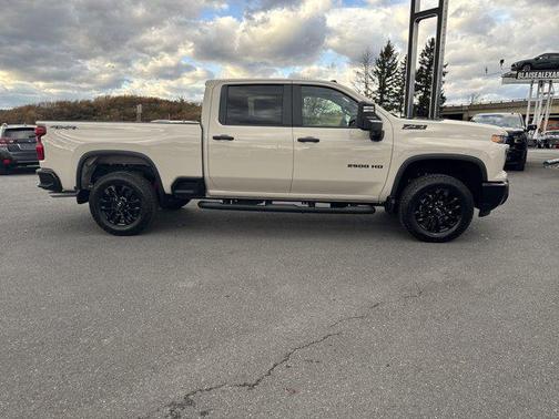 2026 Chevrolet Silverado 2500 Custom