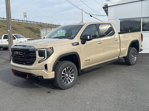 Desert Sand Metallic 2022 GMC Sierra 1500 AT4