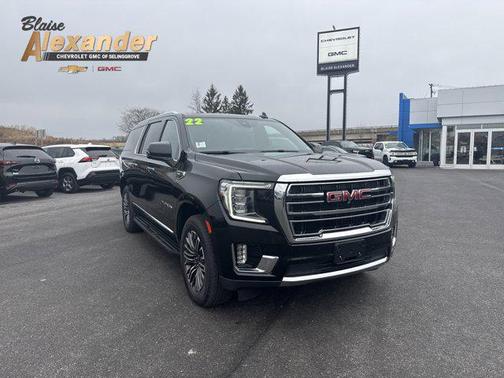2022 GMC Yukon XL SLT