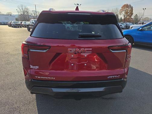 2026 GMC Terrain AWD AT4