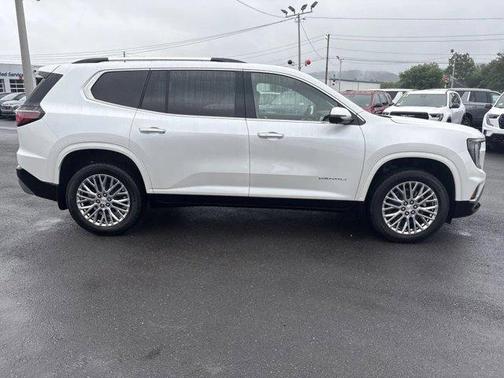 2025 GMC Acadia Denali