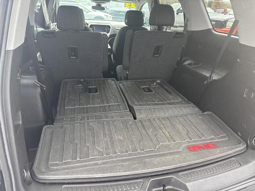 2023 GMC Acadia AWD SLE