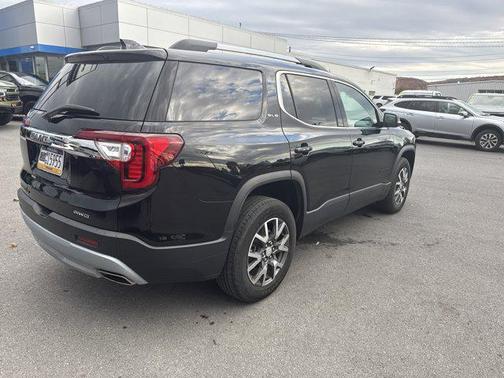 2023 GMC Acadia AWD SLE
