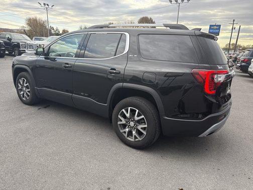 2023 GMC Acadia AWD SLE