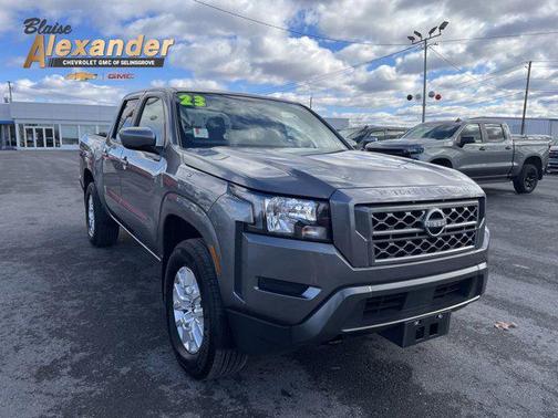 2023 Nissan Frontier SV