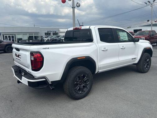 2025 GMC Canyon Elevation
