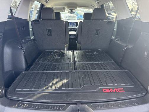 2023 GMC Acadia AWD SLE