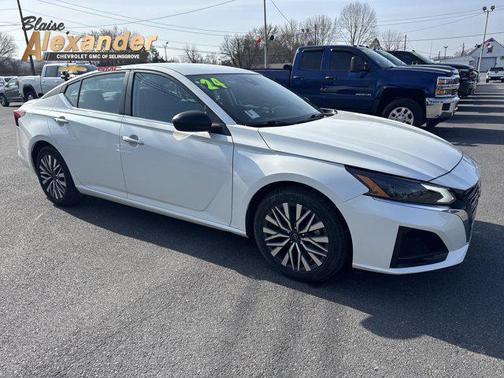 2024 Nissan Altima 2.5 SV