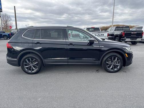 2022 Volkswagen Tiguan 2.0T SE 4MOTION