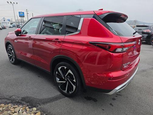 2023 Mitsubishi Outlander PHEV 