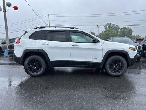 2021 Jeep Cherokee Trailhawk