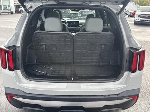 2024 Kia Sorento SX