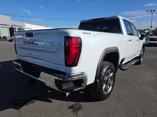 2026 GMC Sierra 2500 SLT
